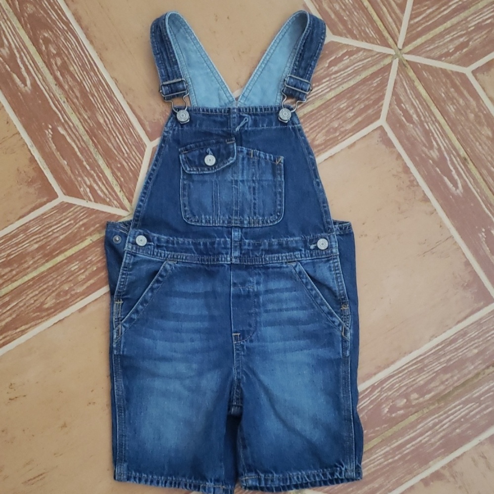 Toddler overall shorts sz 5